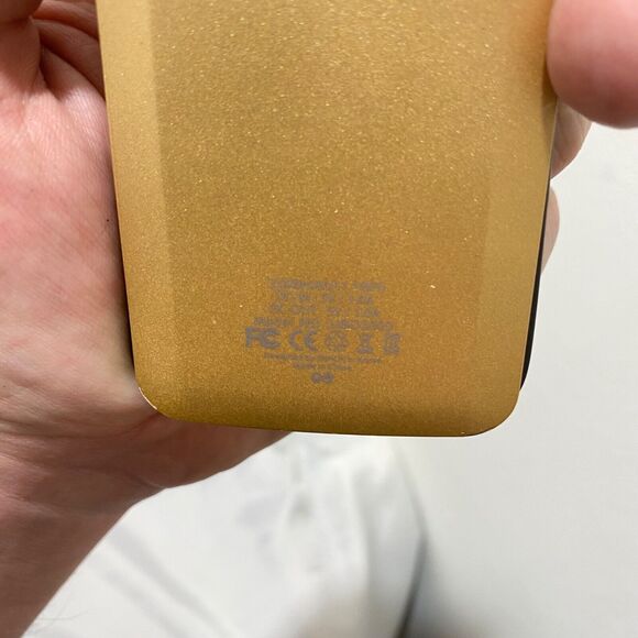 iWalk Duo UBO-3000 Portable Charger for Micro USB Devices Gold - Picture 5 of 7